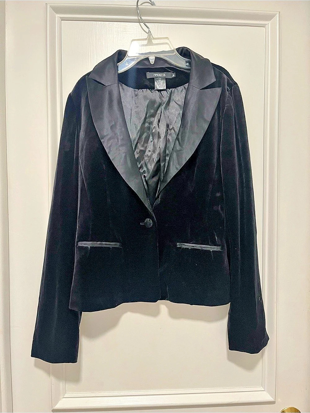 Arden B. Black Velvet Blazer Size Medium